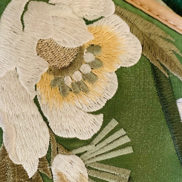 Rare silk purse with handmade embroidery